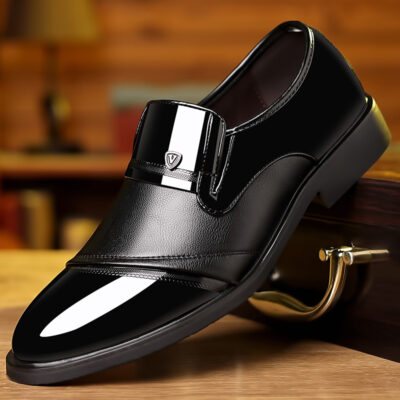 Molanizzi black leather dress shoe. Shiny, high-end business style for men's suit attire.