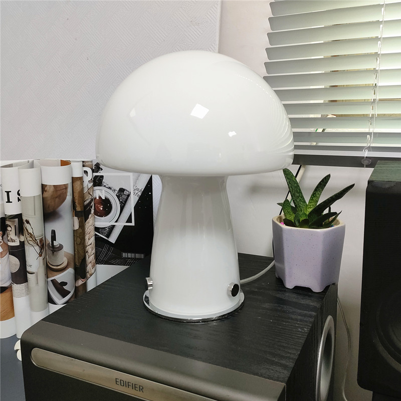 Molanizzi white mushroom table lamp, modern retro design