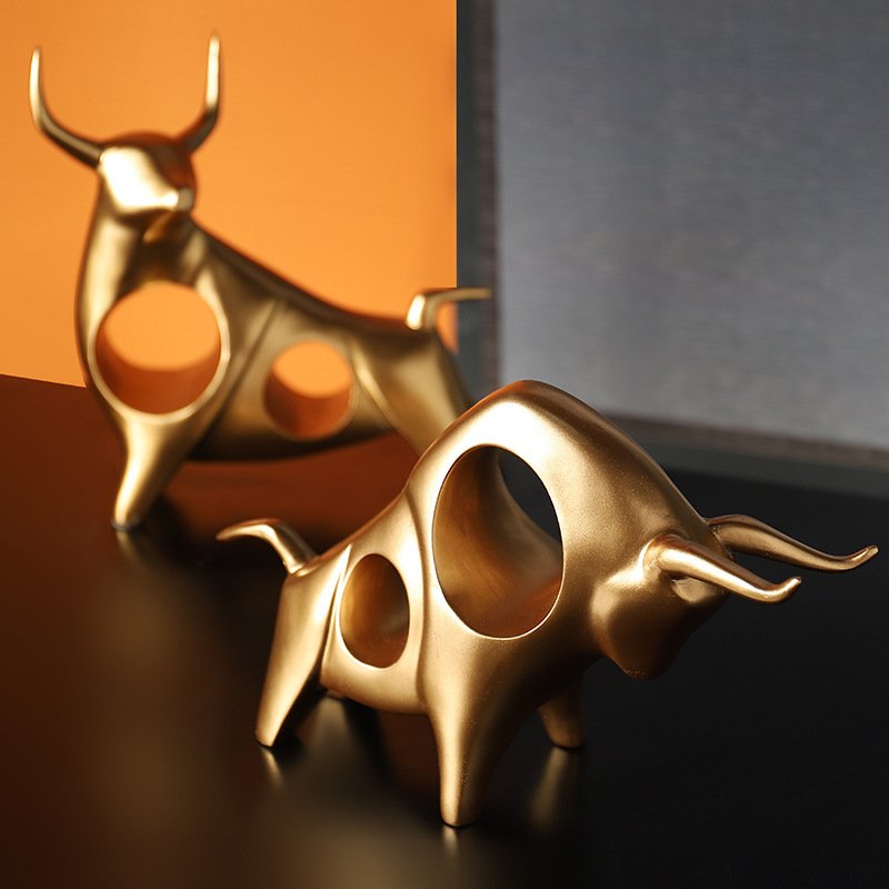 Niuqi Skyward Hollow Animal Resin Sculpture Desktop Ornament - Image 4