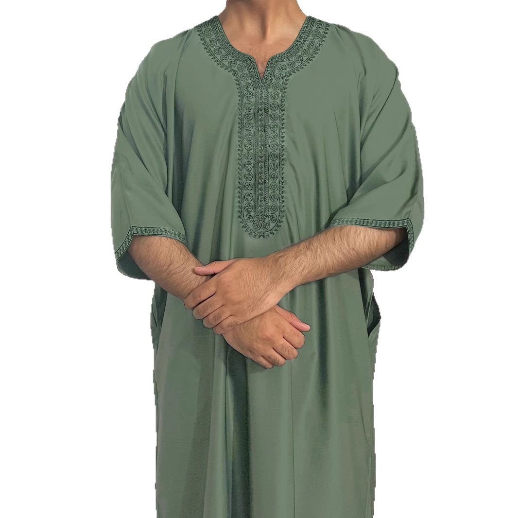 Men's Middle Eastern Loose Ethnic Thobe Robe in Light Green - Image 2
