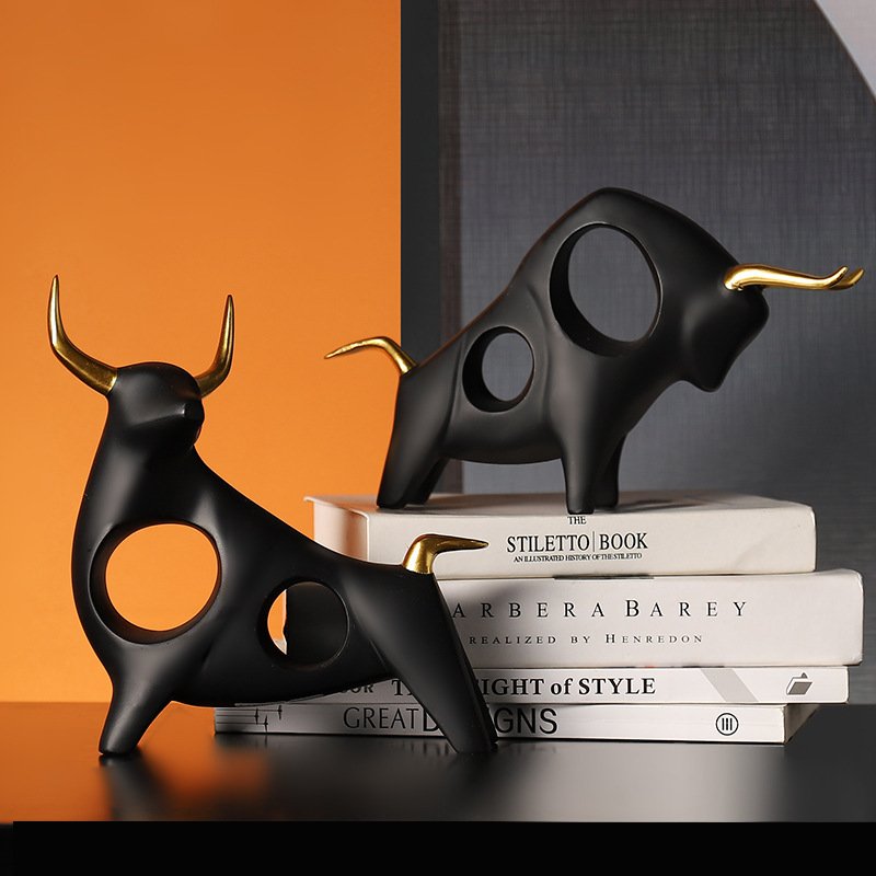 Niuqi Skyward Hollow Animal Resin Sculpture Desktop Ornament - Image 3