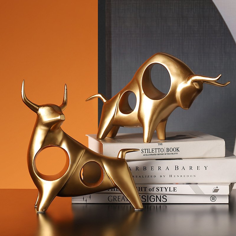 Niuqi Skyward Hollow Animal Resin Sculpture Desktop Ornament - Image 9