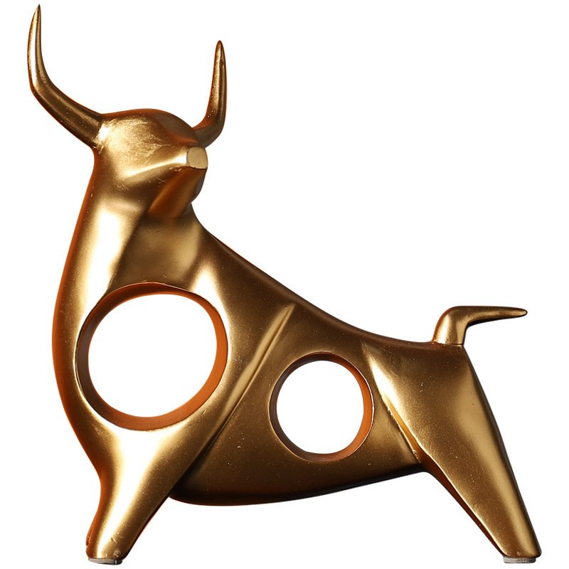 Niuqi Skyward Hollow Animal Resin Sculpture Desktop Ornament